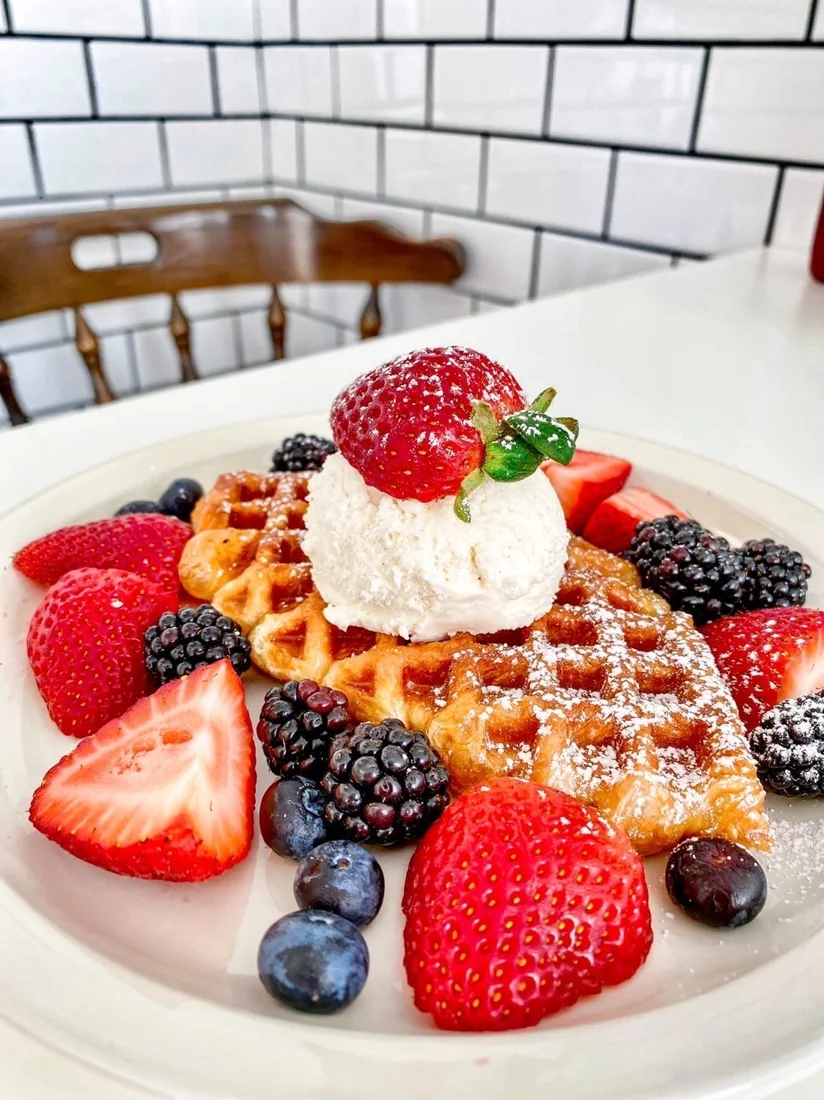 Cafe Weekend, business photo 2